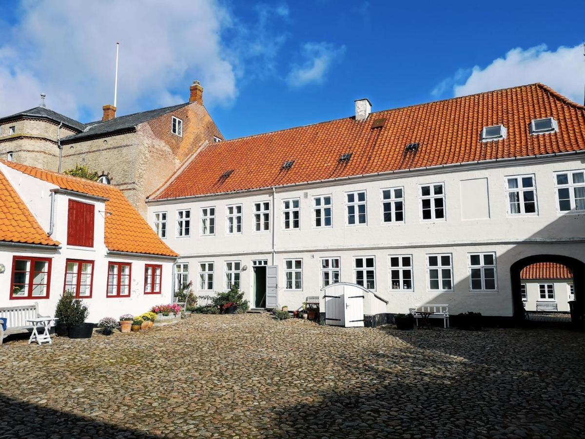 Kjobing Manor Bed & Breakfast Ærøskøbing Екстериор снимка