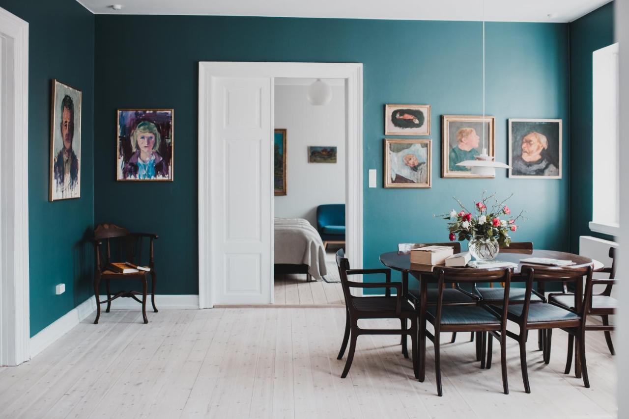 Kjobing Manor Bed & Breakfast Ærøskøbing Екстериор снимка