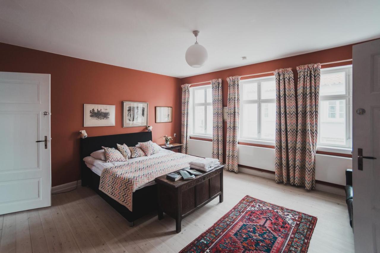 Kjobing Manor Bed & Breakfast Ærøskøbing Екстериор снимка